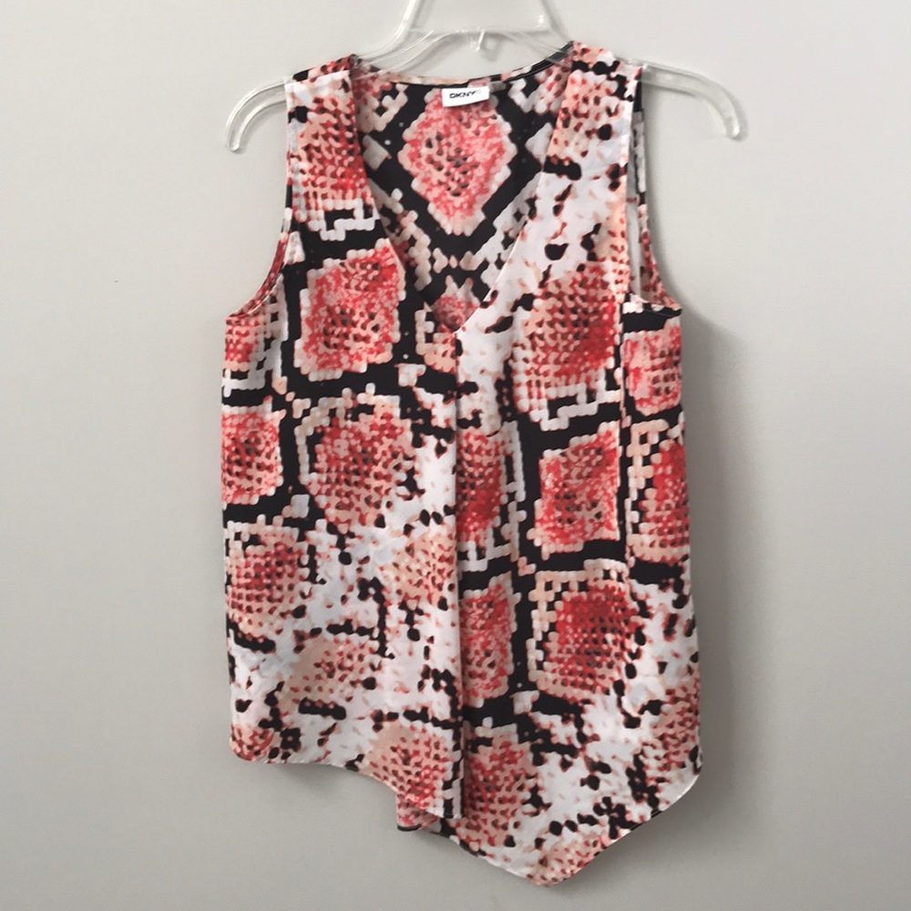 DKNYc sleeveless blouse